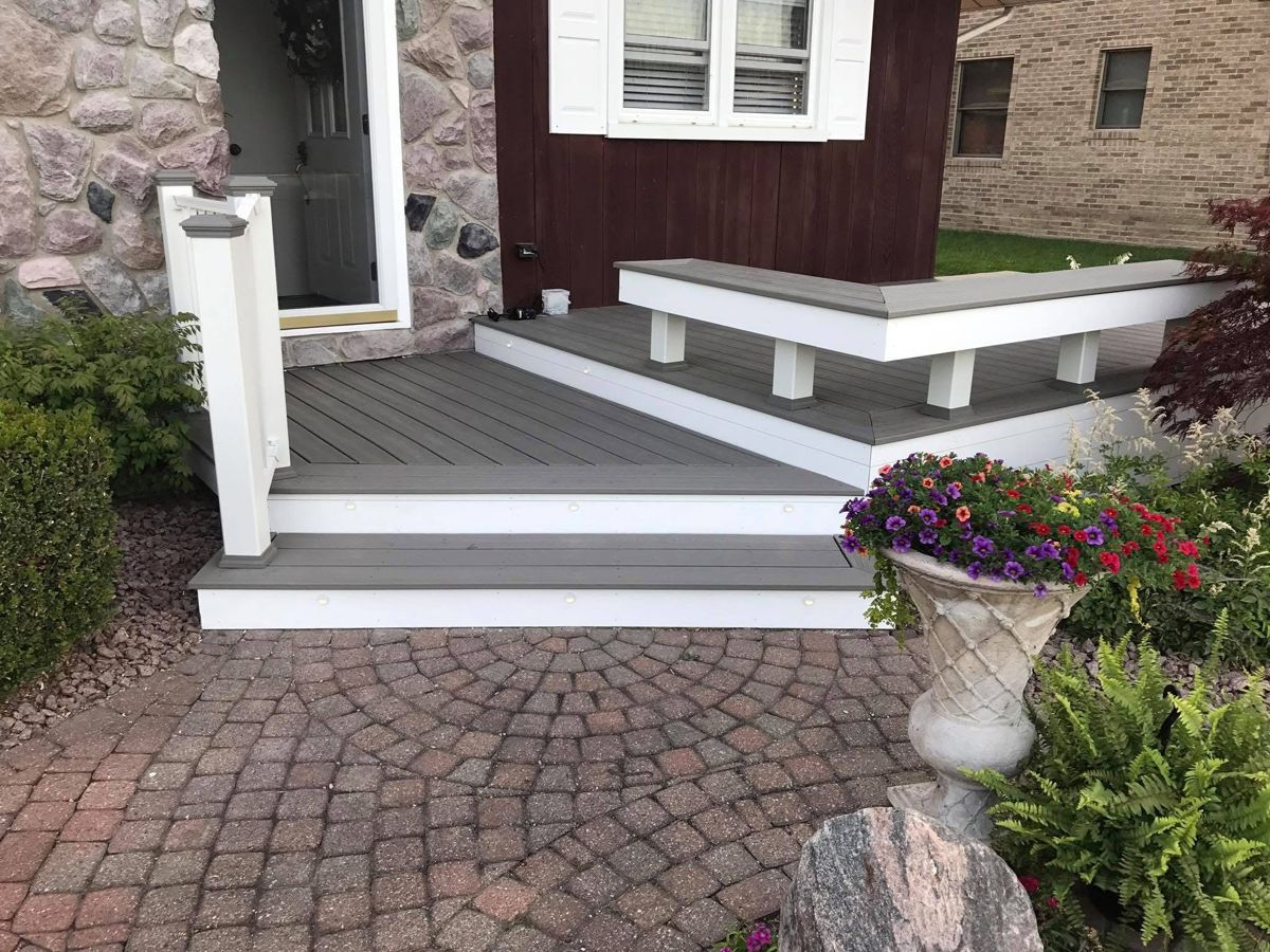 Composite deck with built-in bench seating
